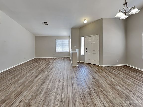 3rd image of 4536 Bigford St