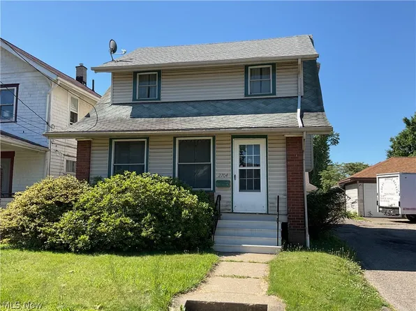 2704 8th St NW, Canton, OH 44708