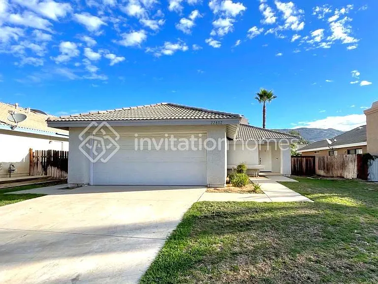 22802 Springdale Dr — Photo 1