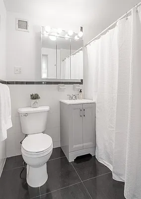 Rented by Keller Williams NYC | media 31