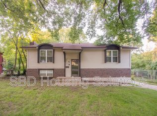 11951 Sycamore Ave, Grandview, MO 64030