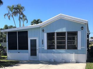 252 Bass Ln, Naples, FL 34114