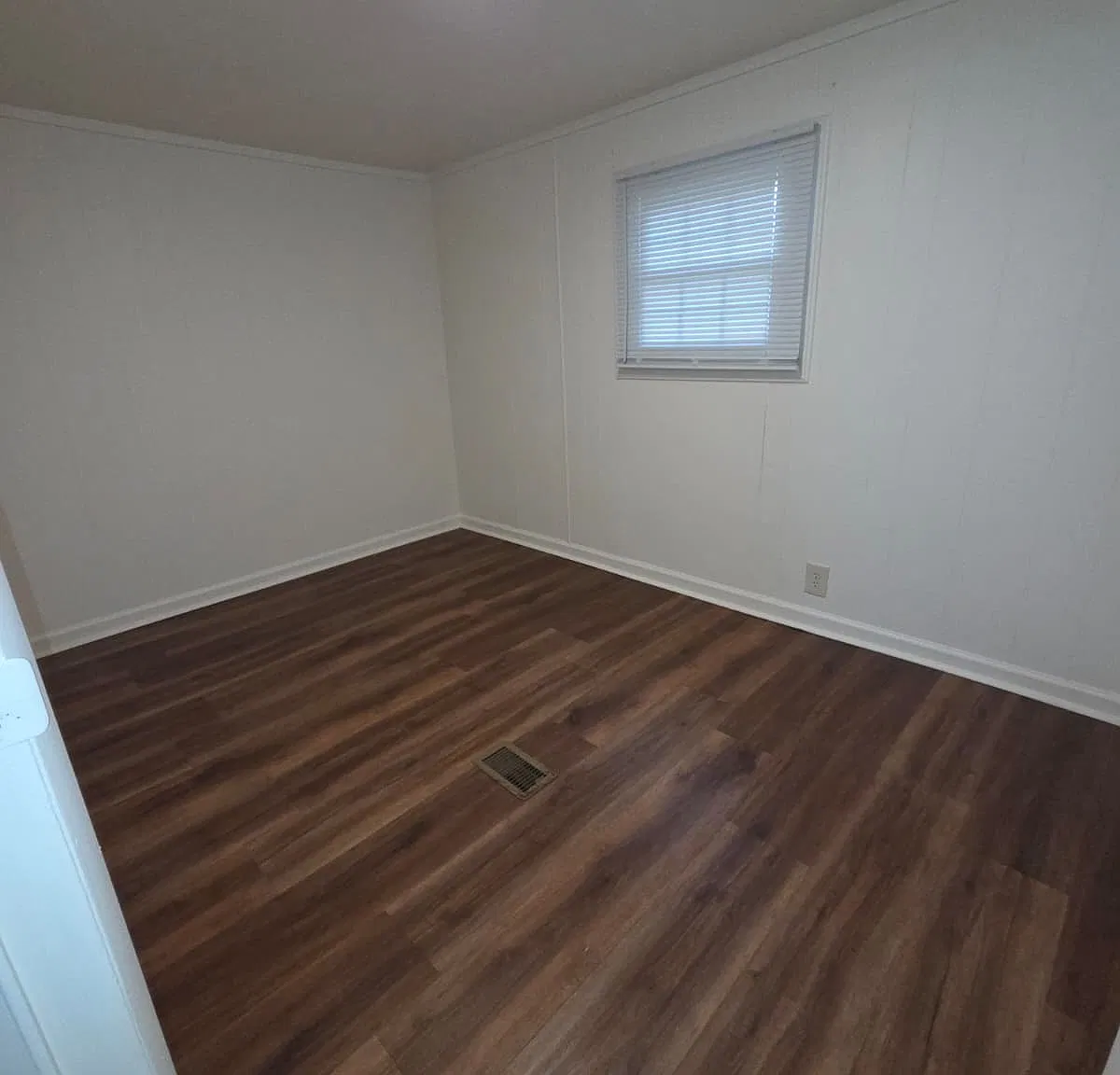 2 bed, 850 sqft, $1,099 — Photo 3