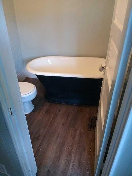 2nd image of 1 E 28th St APT 2