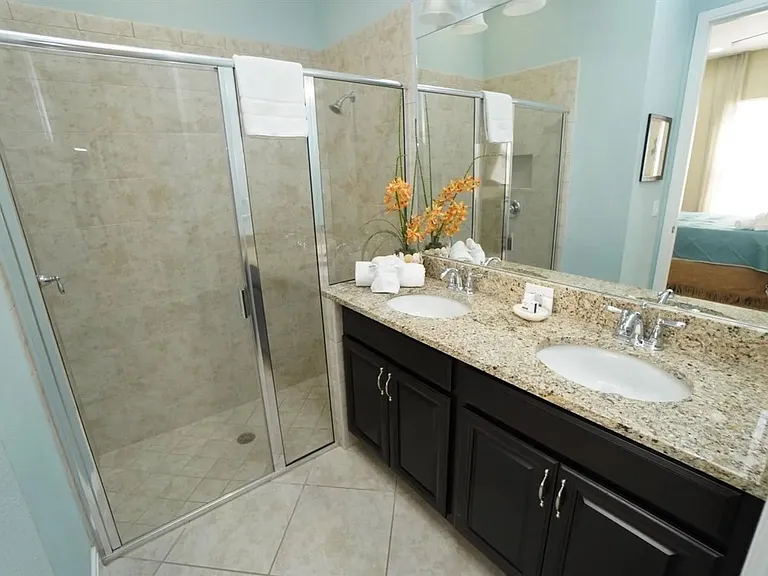 510 Captiva Dr — Photo 35