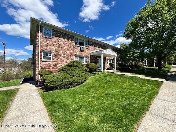 2nd image of 136 N Chestnut Street #16a
