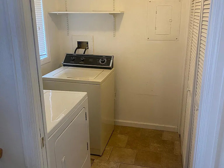 3185 Pierce St — Photo 10
