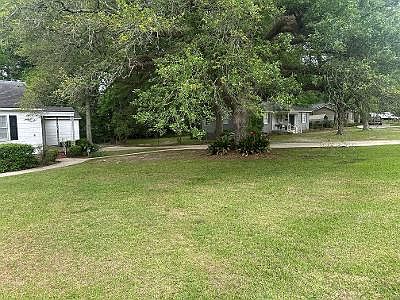 3rd image of 1715 Old Bay Springs Rd