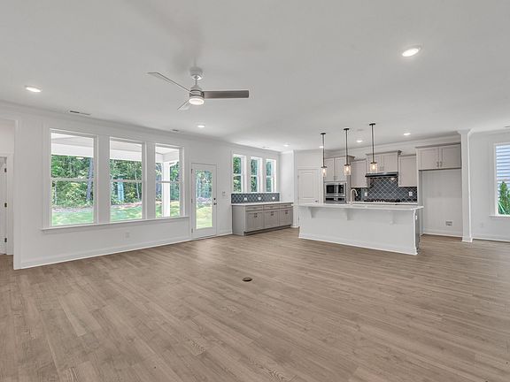7th image of this home