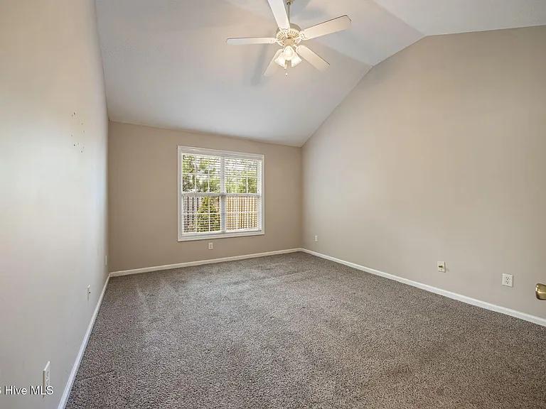 435 Northrop Pl — Photo 22