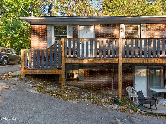 3rd image of 5610 Jacksboro Pike
