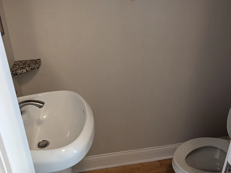 4853 Berryhill Ct — Photo 9