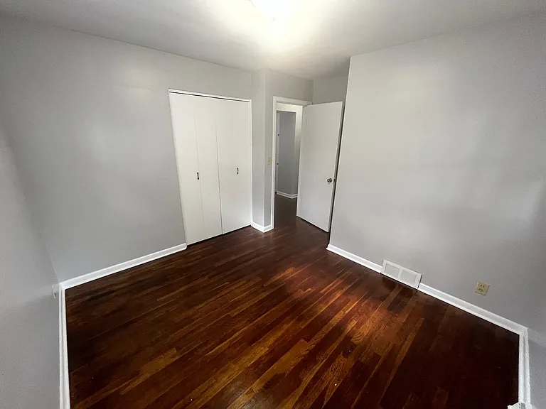 424 Archdale Ave — Photo 9