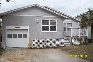 2nd image of 212 12th St