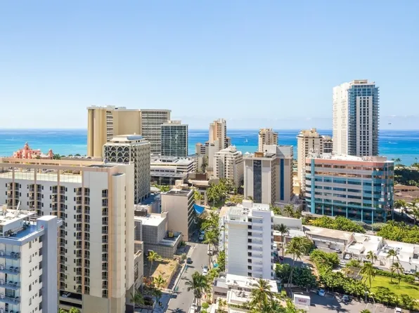 430 Lewers St #2604, Honolulu, HI 96815
