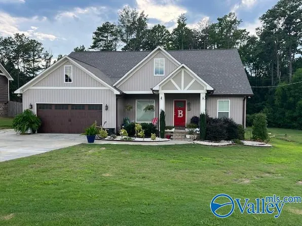 1530 Cottage Ln, Southside, AL 35907