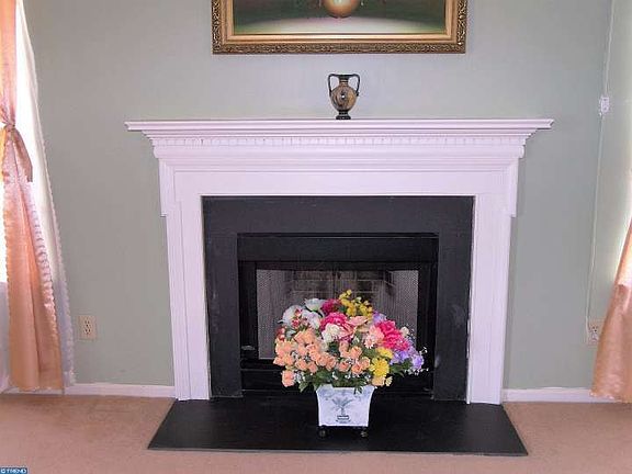 4th image of 1904 Walmsley Dr