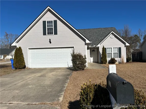 827 Nighthawk Pl, Fayetteville, NC 28314