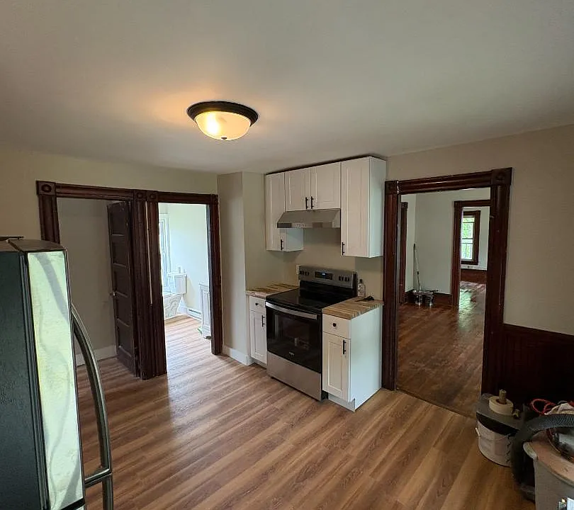 40 Allen St #2