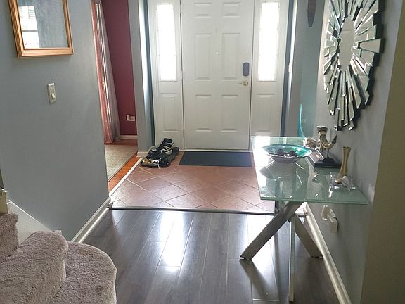 2nd image of 233 Southwind Dr