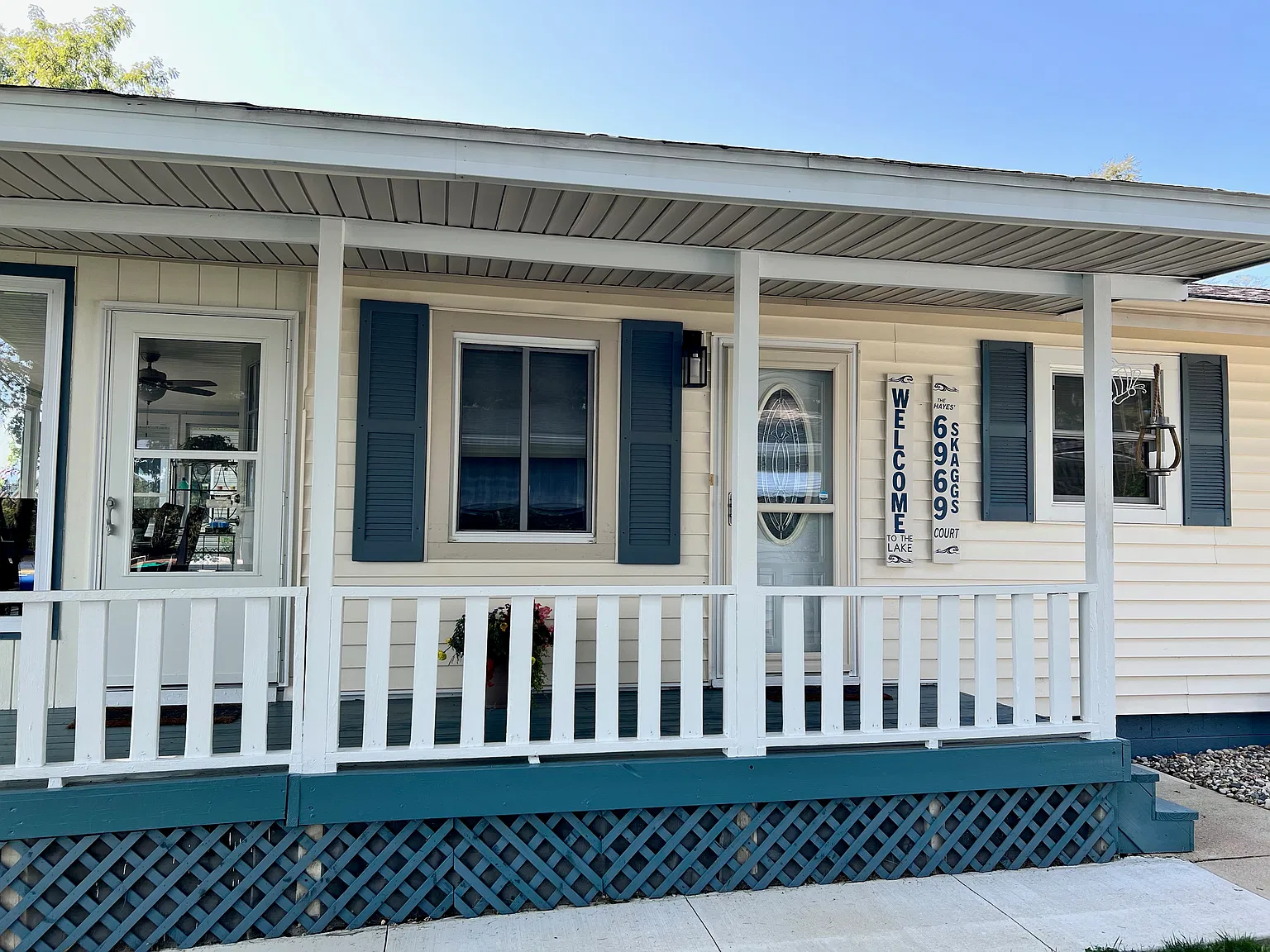 3 bed, 1120 sqft, $2,100 — Photo 2
