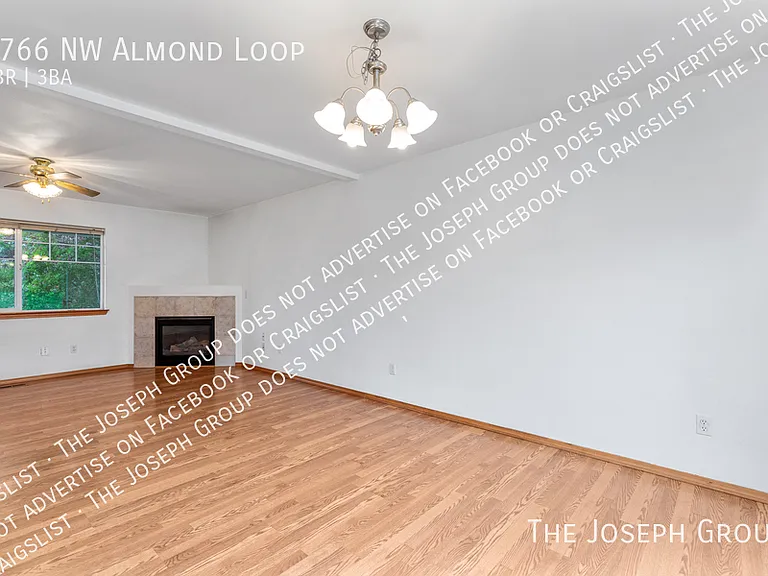 1766 NW Almond Loop — Photo 7