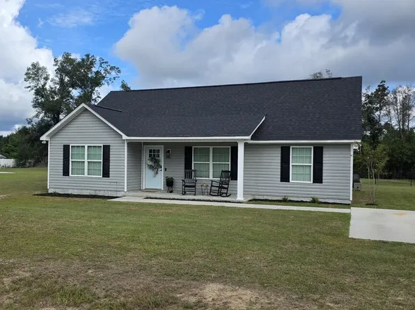 478 Ashby Dr, Douglas, GA 31535