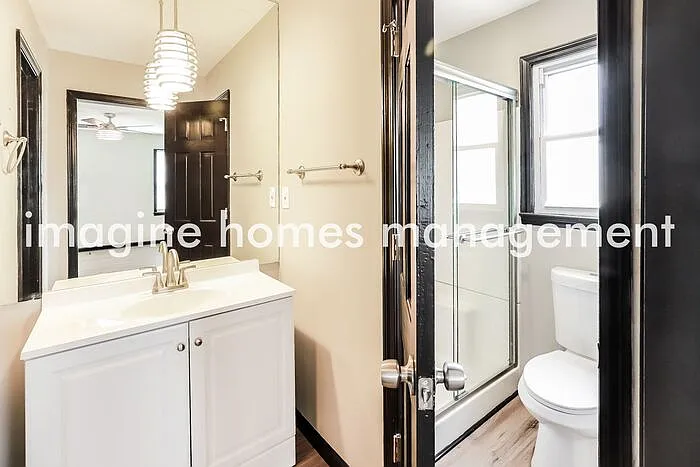 6115 N Monroe Ave — Photo 11