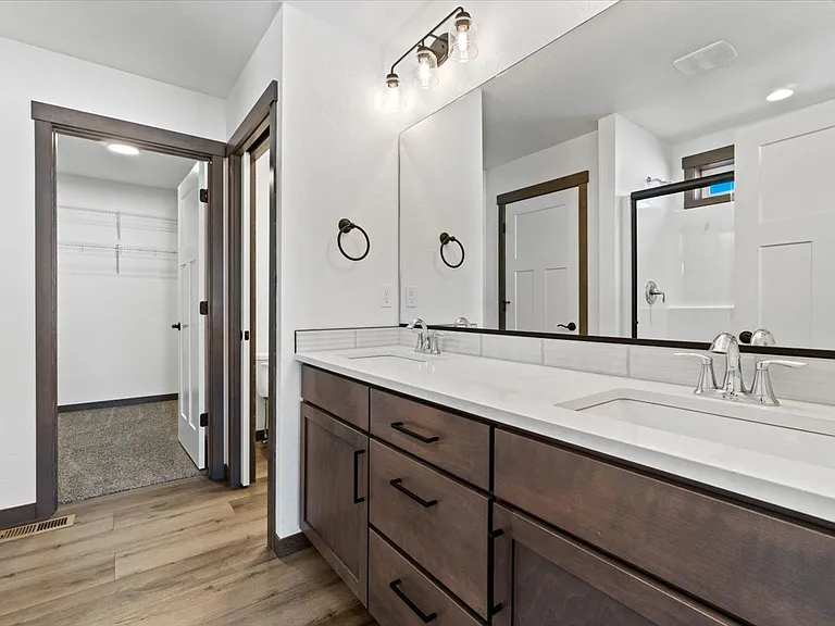 316 W Grange Ave — Photo 19
