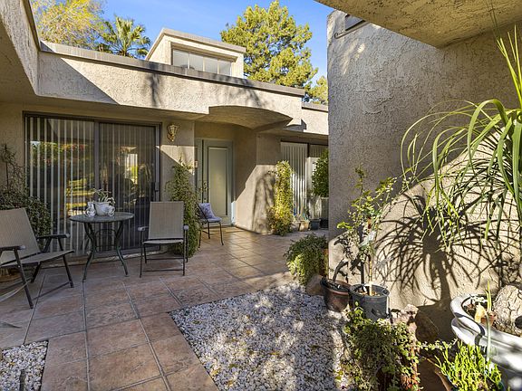 2nd image of 2941 Calle Loreto