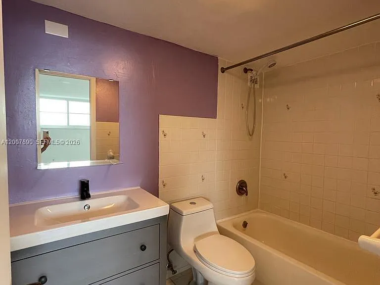 1750 James Ave #7A — Photo 10