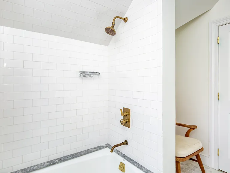 147 Wainscott Harbor Rd — Photo 22