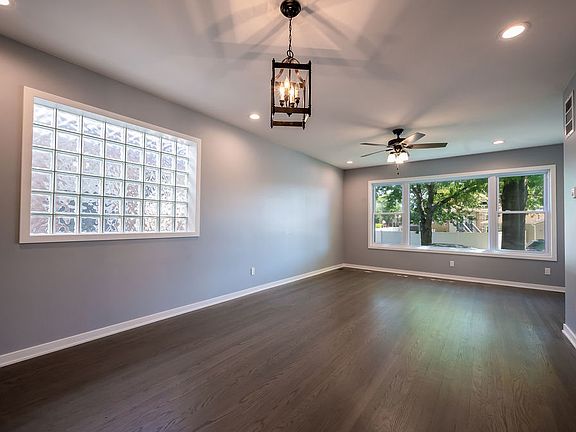 5th image of 2642 N 77th Ct