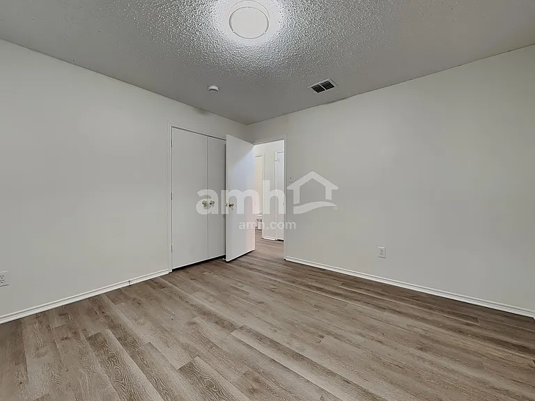 618 Ragwood Rd — Photo 14