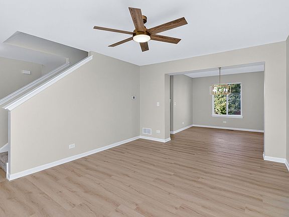 5th image of 608 Hemmingsen St