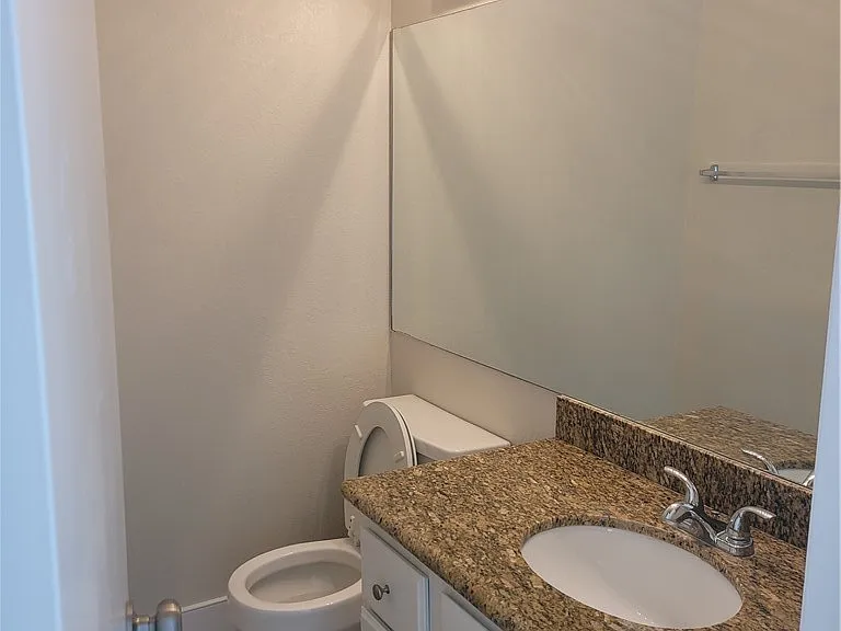 8428 Oyster Dr — Photo 13