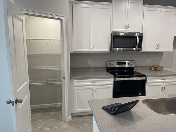 5th image of 2530 Arbor Wind Dr