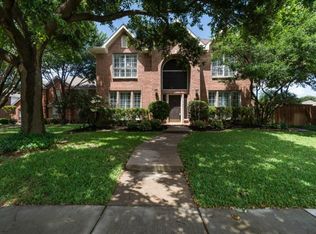 18711 Flatstone Ct, Dallas, TX 75252
