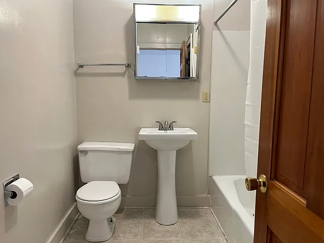 52 Indiana Ave #2 — Photo 9