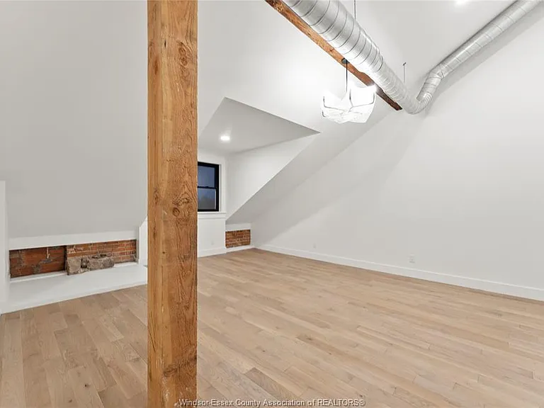 247 Brock St #403 — Photo 18