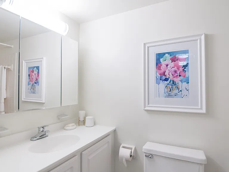 Metropolitan Tareyton Estates — Photo 18