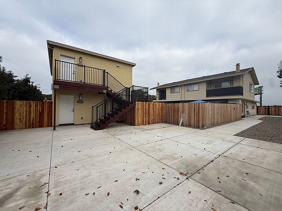 3rd image of 248 Camellia Way