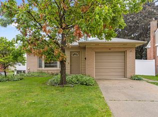 971 S Wolf Rd, Des Plaines, IL 60016