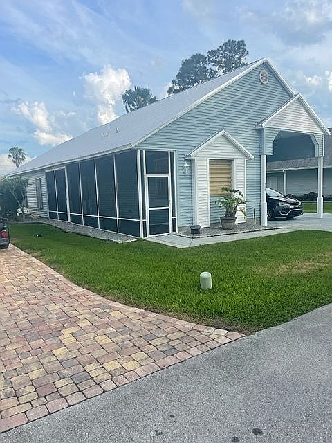 1st image of 510 Twin Lakes Dr