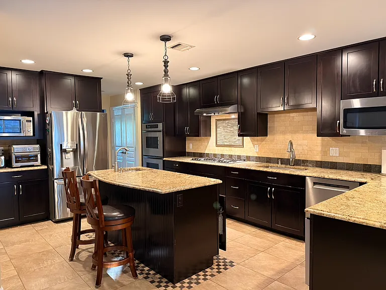 40 Rumson Rd — Photo 10