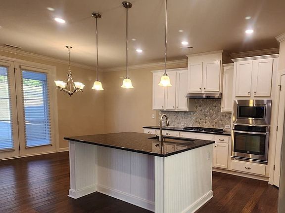 5th image of 8318 Breton Way