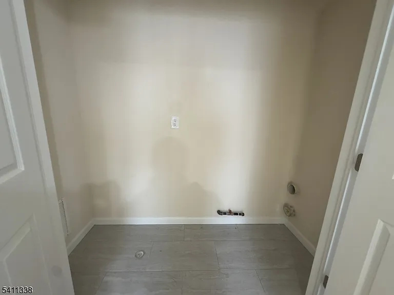 487 S 18th St #2 — Photo 9