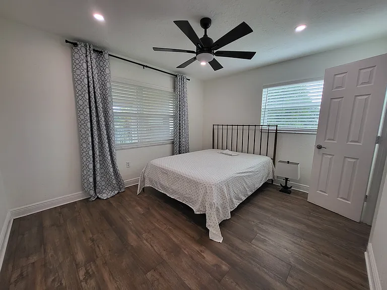guess bedroom