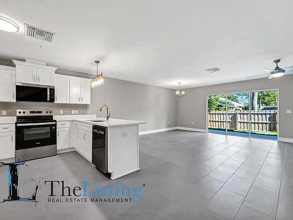 5th image of 1545 E Fort King St Unit 37