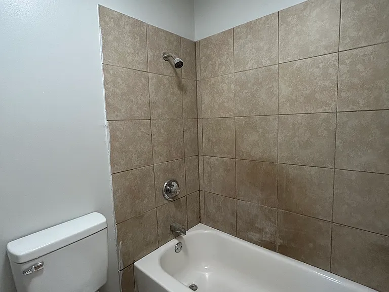 4953 Rosehaven Dr — Photo 16